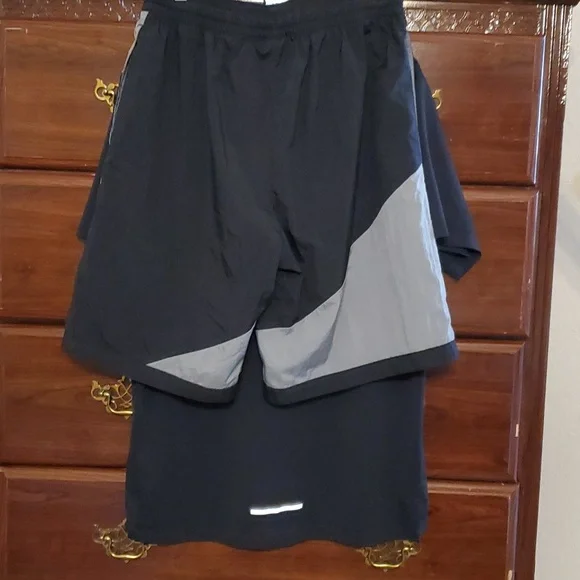 GUC Nike Trunks/shorts and Tshirt - Picture 4 of 4